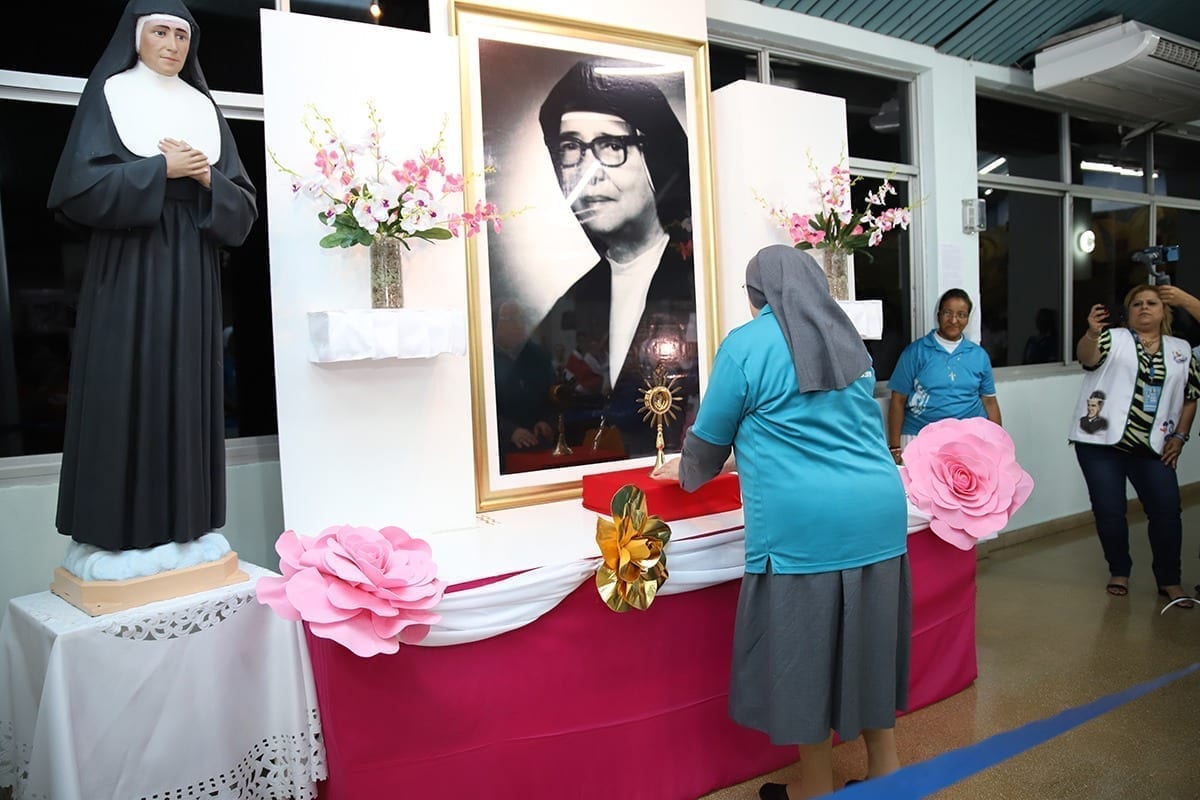 La reliquia della Beata Suor Maria Romero arriva a Panamá