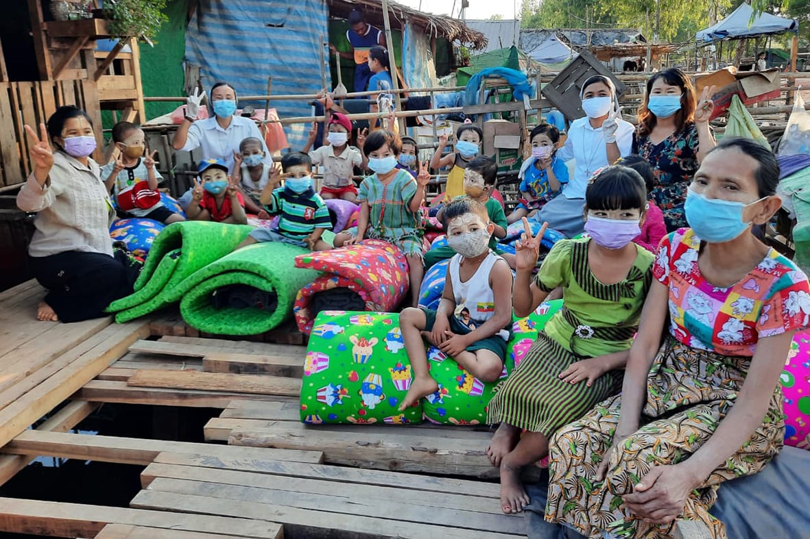 Materassi baraccopoli Myanmar